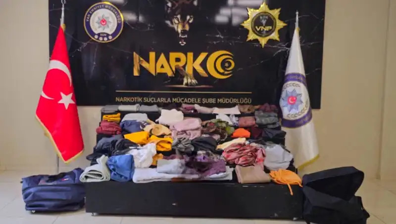 32 Kilo Metamfetaminle Yakalanan Şebeke Üyesi Hakkında Şok Bilgiler