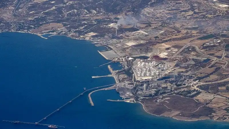 ABD'nin Silah Konvoyu: İsrail'e Giden Yolculukta Limasol Dönemi