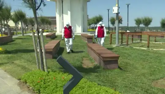 Kene Tehdidi Artarken, Halka Açık Alanlarda İlaçlama Çalışmaları Başlatıldı!