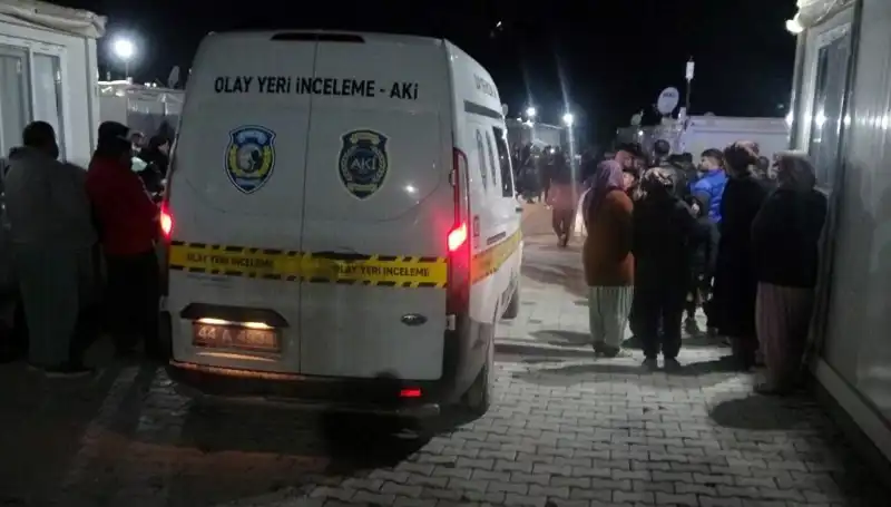 Husumetimiz Kanlı Bitti: Silahlı Kavga Sokakları Sarsıyor