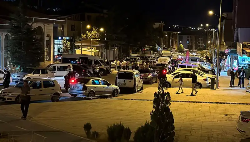 İki Aile Arasında Kargaşa: 1 Ağır Yaralı, 3 Kişi Hastanede