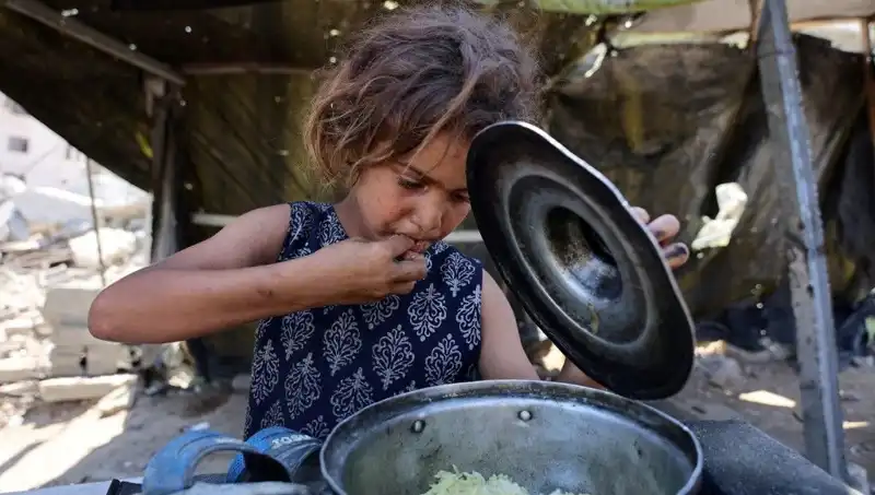 Gazze'de Kıtlık: Aşırı Yükü En Savunmasızların Omuzlarında Taşıyan Bir Felaket