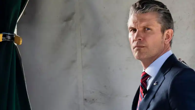 Eski Danışmandan Şok Açıklamalar: "İki Pete'in Hikayesi Çağımızın Paranoyak Tarzı"