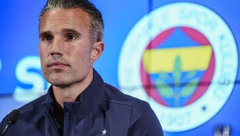 Robin van Persie, Fenerbahçe İle Tur Şansı Hakkında Çarpıcı Değerlendirme Yaptı