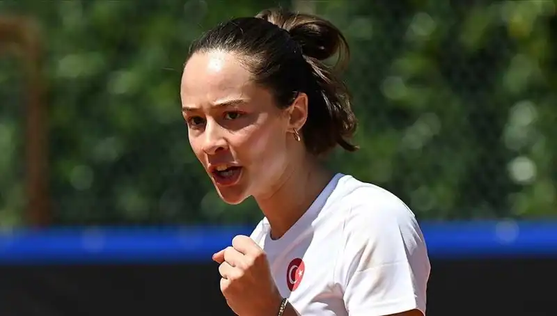 Milli Tenisçi Zeynep Sönmez, Final Turunda Şampiyonluk İçin Savaşacak!
