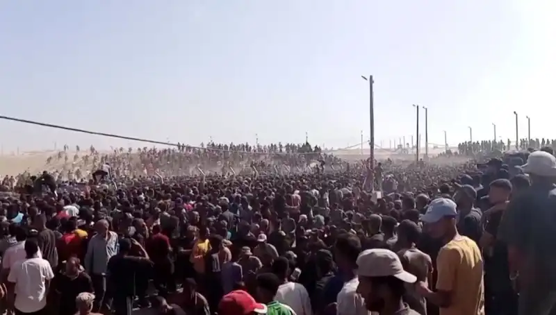 İsrail'in Gazze'deki Yardım Dağıtım Noktasına Saldırısı: 26 Can Gitmiş Olabilir