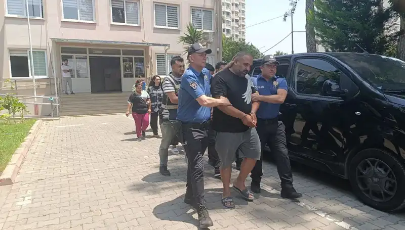 Adana'da Dolandırıcılık Çetesi Çökertildi: 4 Tutuklama!