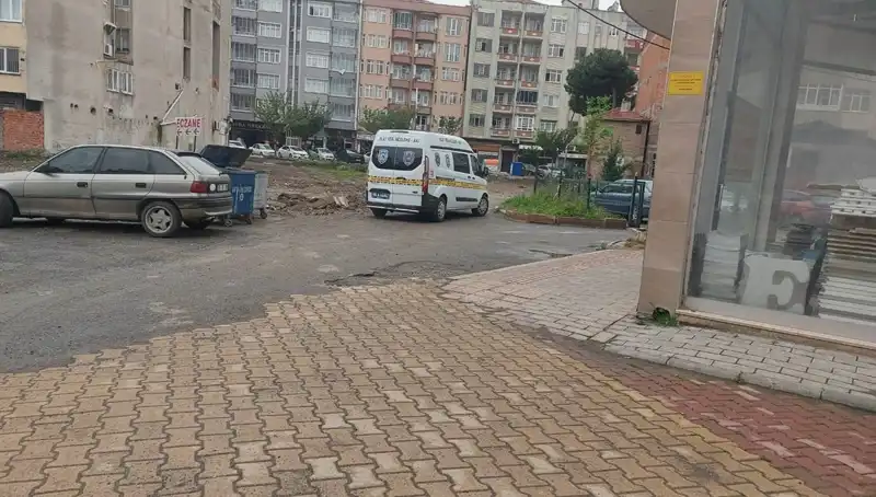 4. Kattan Düşen Kadın Hastanede Yaşam Mücadelesi Veriyor