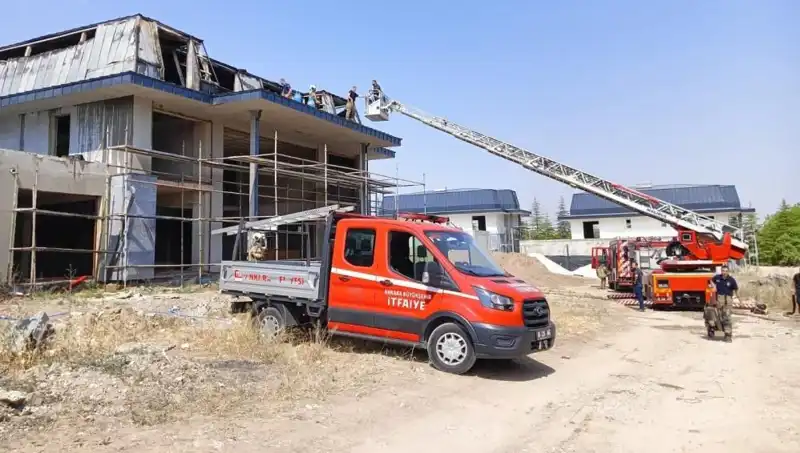 Ankara Gölbaşı'nda Villalar Arasında Korkutan Yangın Alarmı