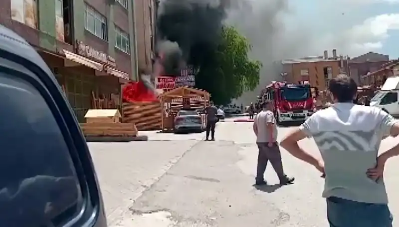 Ankara'da Yangın Faciası: İş Yerleri Alev Alev Yandı!