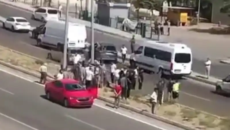 Otomobilin Çarptığı Yaya Hastaneye Kaldırıldı: Olayın Detayları Ortaya Çıktı