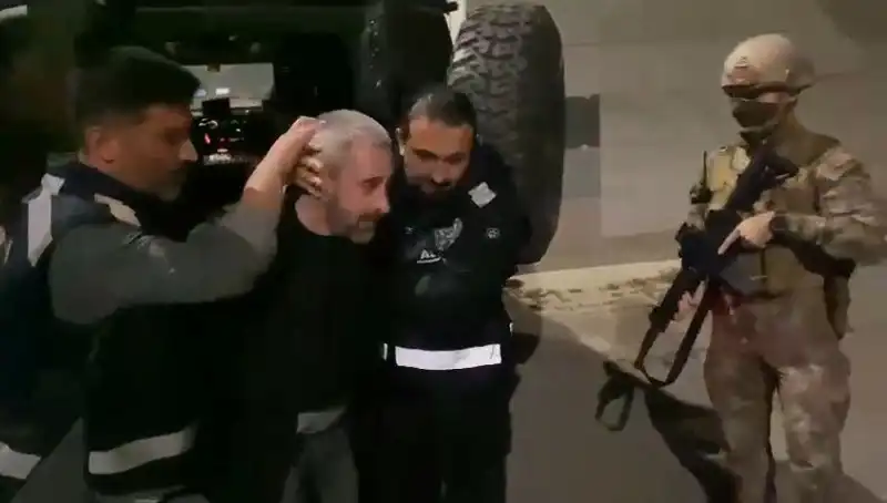 Kardeş Katili Yakalandı: 213 Saatlik Görüntü İncelemesi Suçluyu Ele Verdi