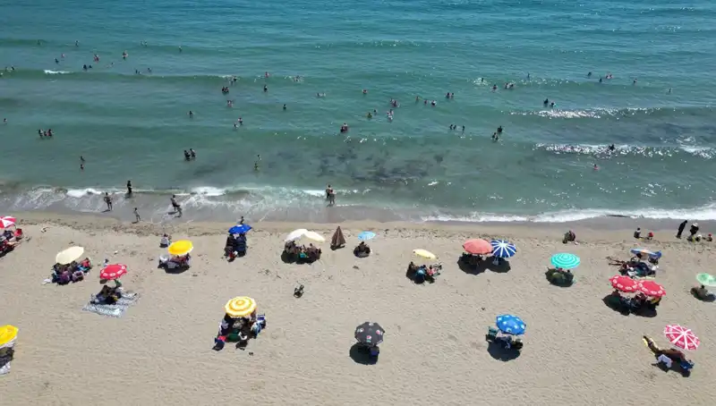 Tekirdağ'da Sıcak Hava Etkisiyle Sahillere Akın Başladı