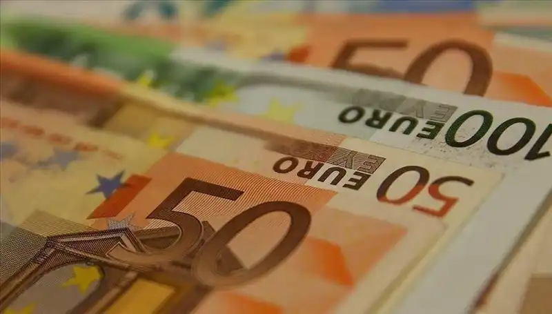 Euro'daki Düşüş: Piyasalarda Beklenmedik Gelişmeler Neler?