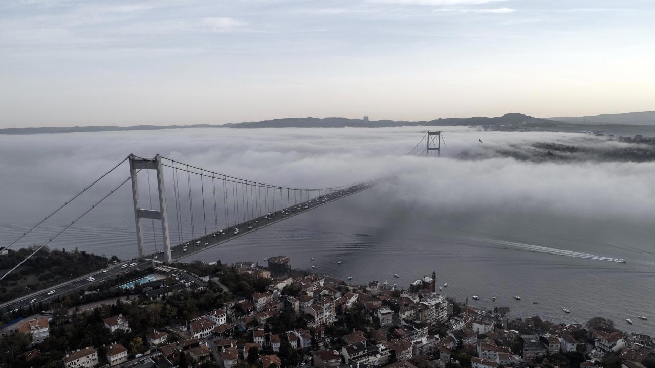 İstanbul Boğazı'nda Gemi Trafiği Kapatıldı