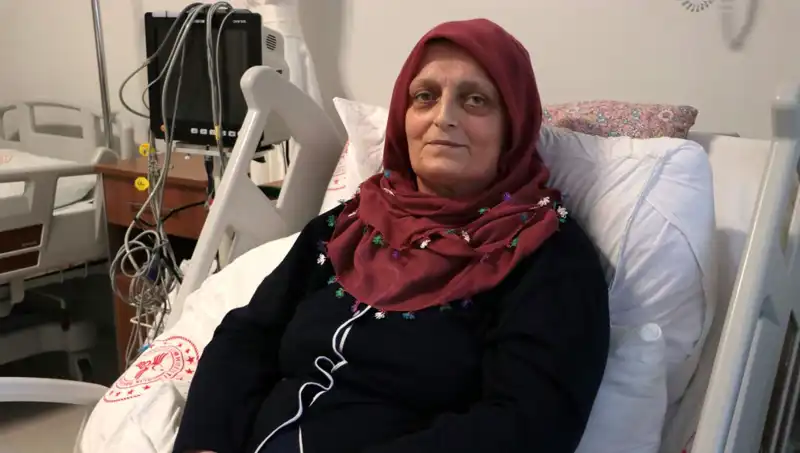 Meme Kanserini Yenen Kadın, Aort Kapağı Ameliyatıyla Hayata Dönüş Yapıyor