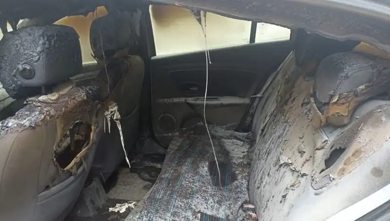 Esenyurt'ta Yaşanan Şantaj Olayı, Arabayı Alevlere Teslim Etti