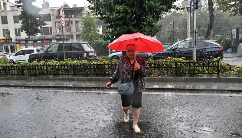 Sarı Kodlu Yağış Uyarısı: Son Dakika Gelişmeleri Takip Edin