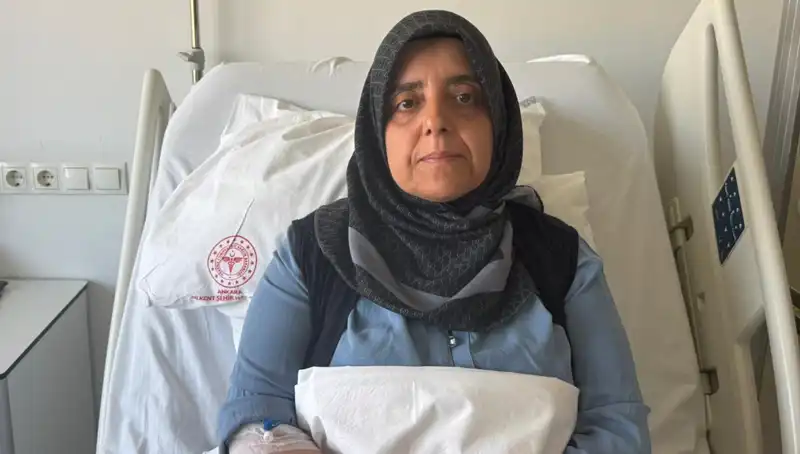 3 Yıl Boyunca Teşhis Konulamayan Hastalıkla Mücadele Eden Genç Kadının Hikayesi