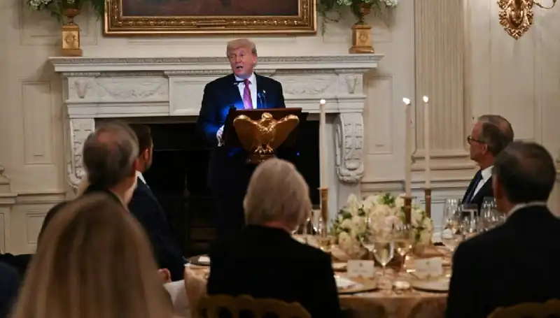 Trump'tan Önemli Açıklama: Gazze'deki 10 Rehine Yakında Serbest Kalmaya Hazırlanıyor!