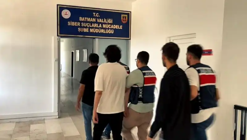Batman'da Yasa Dışı Bahis Operasyonu: 3 Gözaltı, Şok Edici Detaylar Ortaya Çıktı