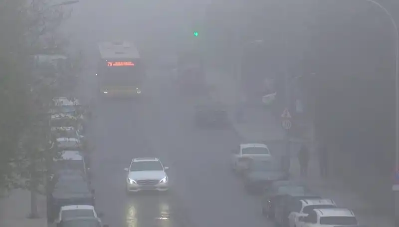 İstanbul’da Görüş Mesafesini Düşüren Sis Olayı: Hayat Durma Noktasına Geldi