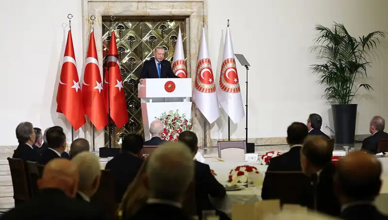 Cumhurbaşkanı Erdoğan'dan Ulusal Birlik Çağrısı: Gelin El Ele Verelim